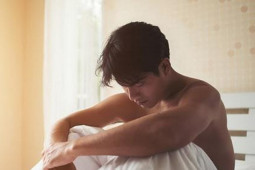 Sức khỏe đời sống - "Lỗi" bất ngờ trong cơ thể khiến nhiều quý ông gặp "trục trặc" khó hiểu