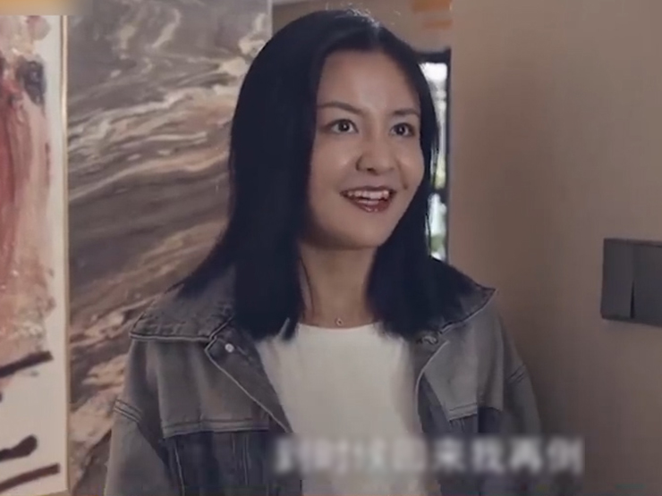 Clip hài hước - Chàng trai đi công tác xa nghi ngờ bị vợ "cắm sừng" và cái kết