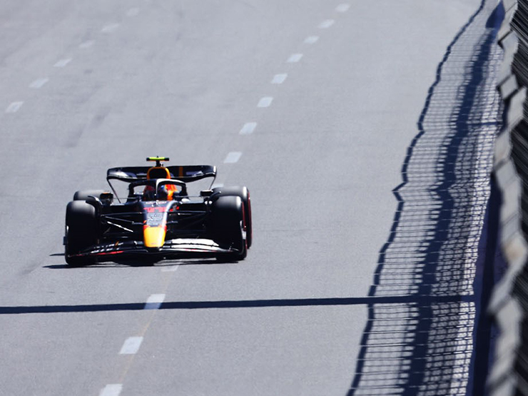 Thể thao - Đua xe F1, Azerbaijan GP: Red Bull giành điểm tối đa, cái kết đắng cho Ferrari