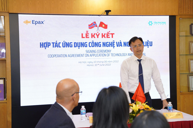 Ông Nguyễn Đăng Hoàng - Giám đốc Công ty Cổ phần Dược phẩm Tín Phong chia sẻ trong buổi lễ