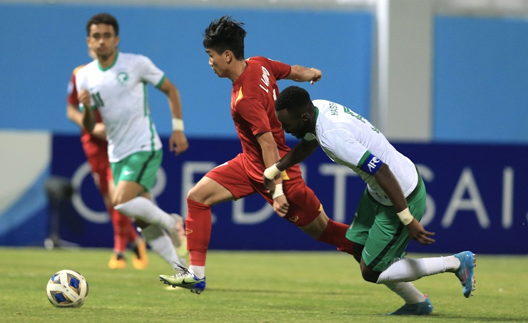 U23 Việt Nam chơi ngang ngửa U23 Saudi Arabia trong hiệp 1