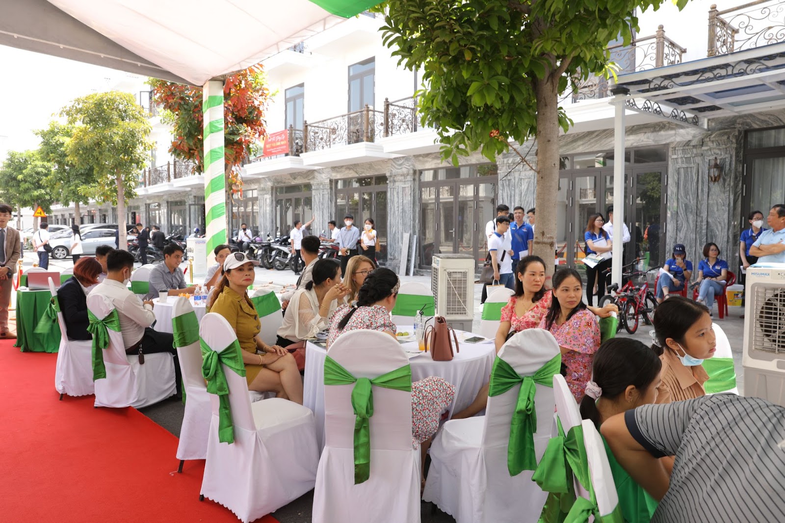 KDC Đông Hưng sẵn sàng sổ hồng trao tay, hỗ trợ cư dân nhận ngay nhà mới.