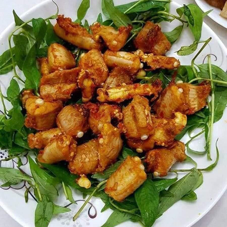 Còn ở Việt Nam, khoảng 5 năm trở lại đây cá ninja bắt đầu được biết đến và yêu thích, thường xuyên xuất hiện trong thực đơn ở các nhà hàng, quán ăn
