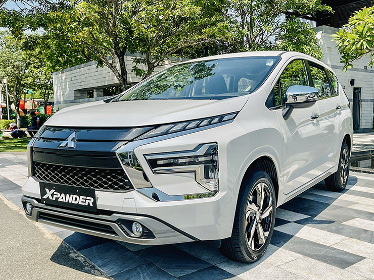 Ngắm xe - Chi tiết phiên bản Xpander AT Premium vừa ra mắt đi kèm giá bán 648 triệu đồng