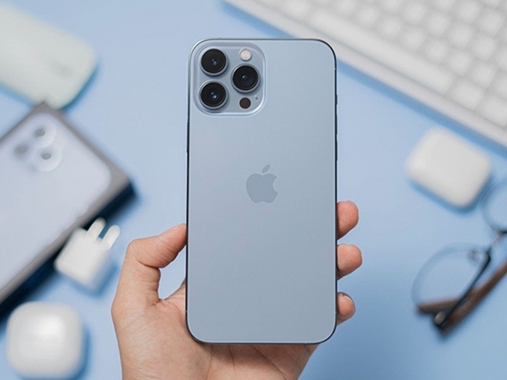 Thời trang Hi-tech - Bảng giá dòng iPhone bán chạy nhất nửa đầu năm 2022