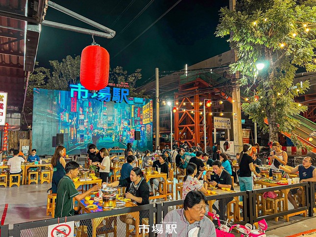 Có vẻ như khu chợ này sẽ được rất nhiều người "săn đón" trong mùa hè này.