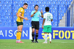 Bóng đá - "Kungfu" ở U23 châu Á: Cựu SAO Ngoại hạng Anh nhận thẻ đỏ đích đáng