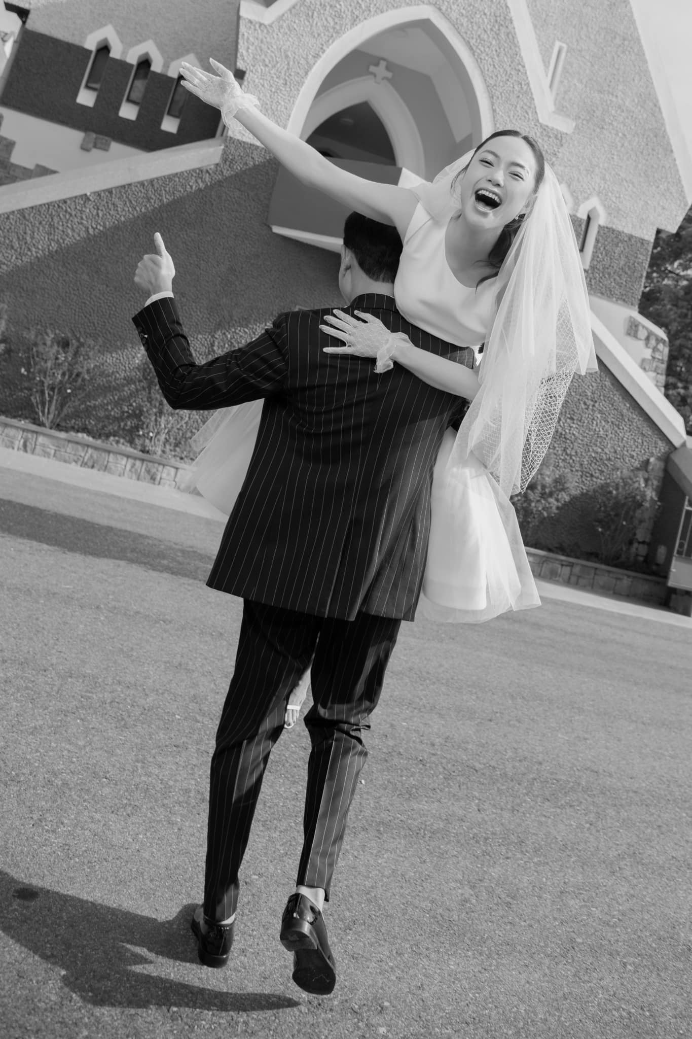 Minh Hằng và chồng sẽ&nbsp;tổ chức hôn lễ tại một bờ biển ở Vũng Tàu