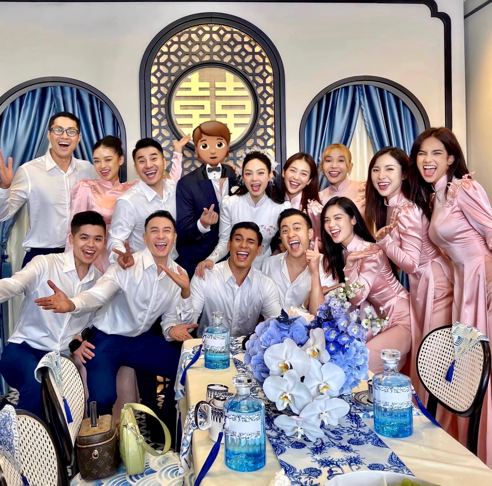 Hình ảnh trong lễ rước dâu được Trương Thanh Long chia sẻ