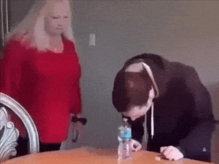 Tranh vui - Những bà mẹ lầy lội khiến cho đám trẻ cũng phải "khiếp sợ"