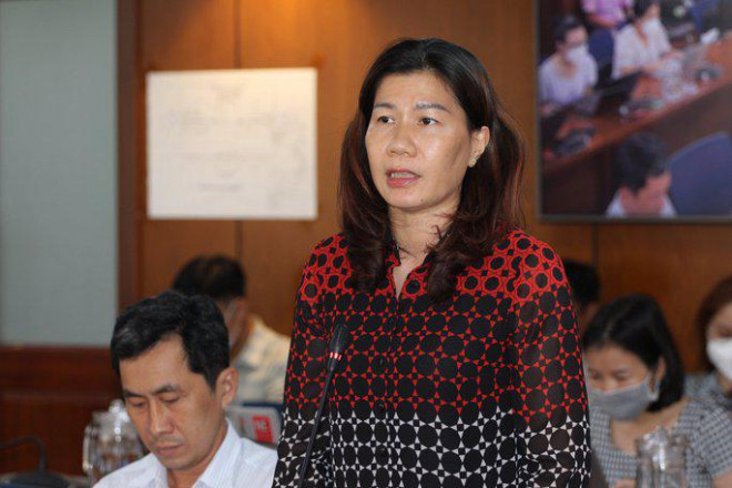 Bà Vũ Minh Huyền, Phó Trưởng Ban Quản lý đường sắt đô thị TP HCM, thông tin về việc tàu Metro số 1 bị bôi bẩn chiều 16-6