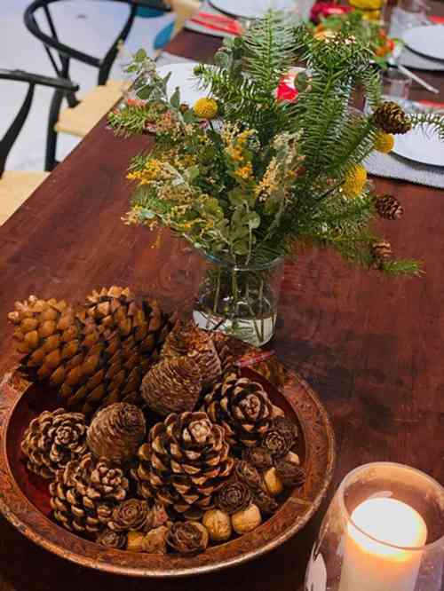 Cựu siêu mẫu trang trí nhà vào dịp Giáng
sinh.