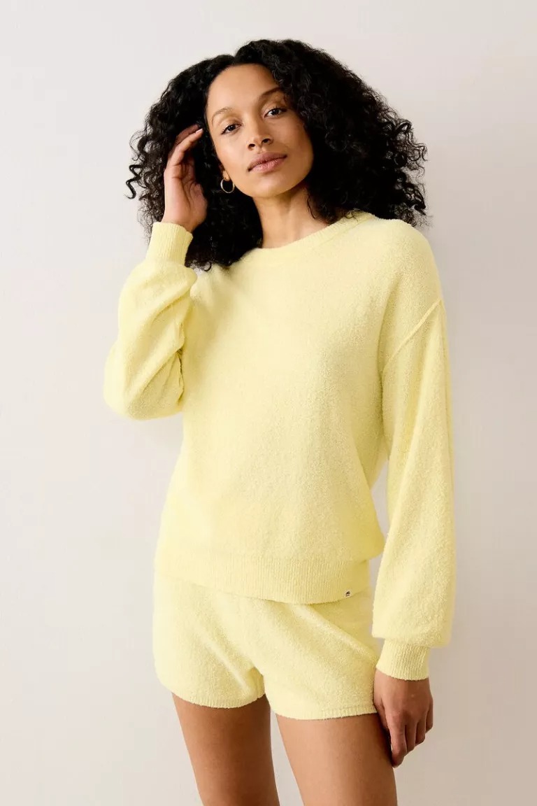 Áo len vào mùa hè, liệu có nên? - 1