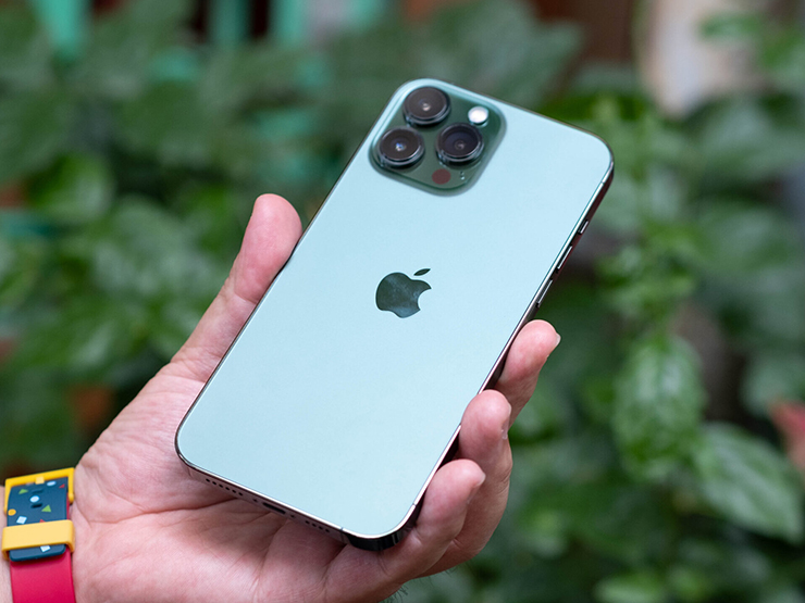 Thời trang Hi-tech - iPhone 13 và iPhone 13 Pro vẫn đang siêu "đắt hàng"