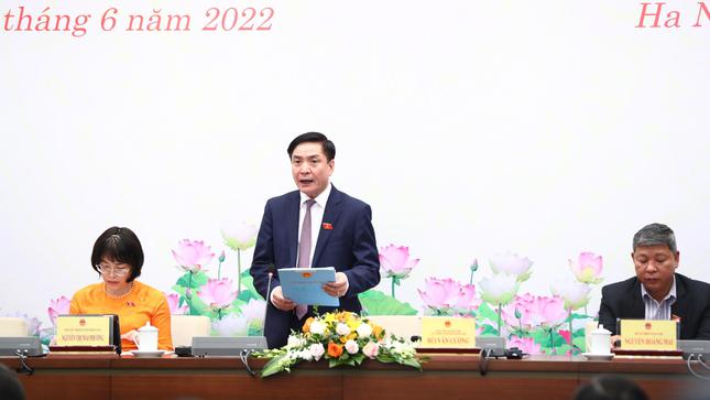Tổng Thư ký Quốc hội Bùi Văn Cường tại buổi họp báo