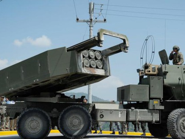 Thế giới - Ukraine thề giành lại Crimea bằng vũ khí Mỹ