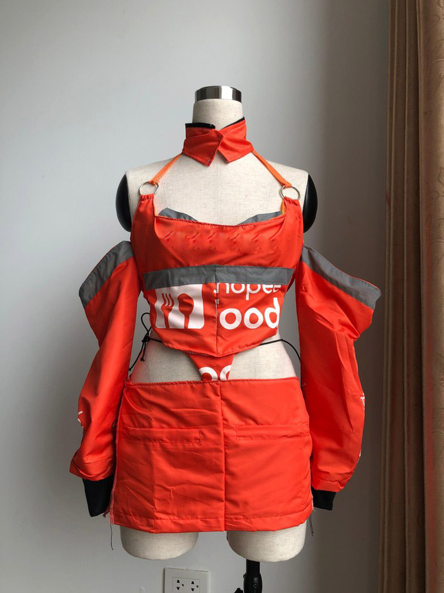 Những thiết kế mới lạ từ đồng phục của các hãng giao hàng công nghệ.