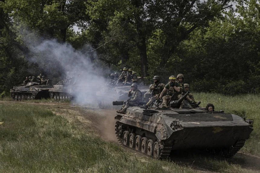 Một nhóm binh sĩ Ukraine ở Donbass (ảnh: RT)