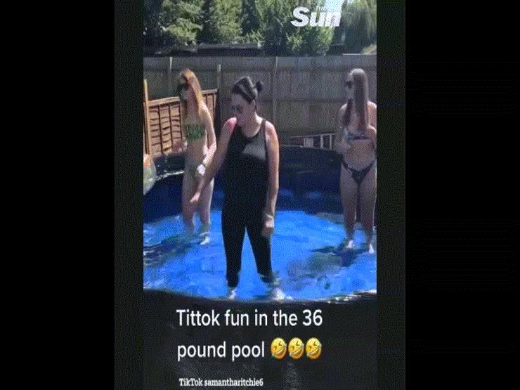 Bạn trẻ - Cuộc sống - Clip: Gia đình tiết kiệm biến tấm bạt cũ thành bể bơi lớn “gây sốt”