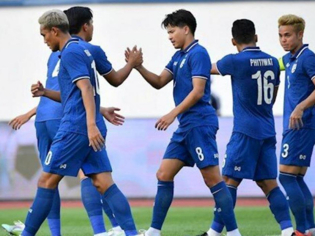 Bóng đá - Báo Thái Lan mách nước để đội nhà thoát cảnh "núp bóng" tuyển Việt Nam