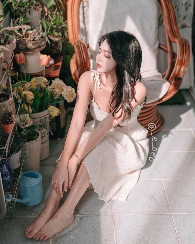 Bên cạnh đó, cô còn sử dụng một số thực phẩm chức năng để hỗ trợ quá trình giữ dáng.

