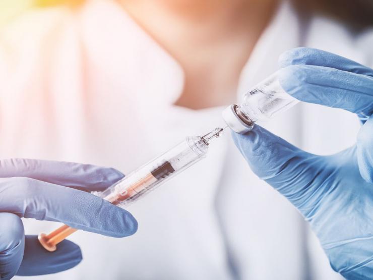Bộ Y tế hướng dẫn tiêm mũi 3 vắc-xin phòng COVID-19 cho trẻ từ 12-17 tuổi