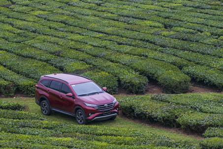 Giá xe Toyota Rush tháng 6/2022, giảm 10% phí BHVC và ưu đãi lãi suất...