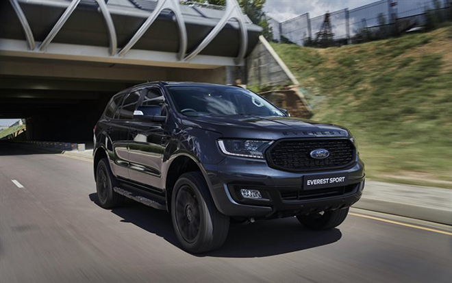 Giá xe Ford Everest niêm yết và lăn bánh tháng 6/2022 - 12