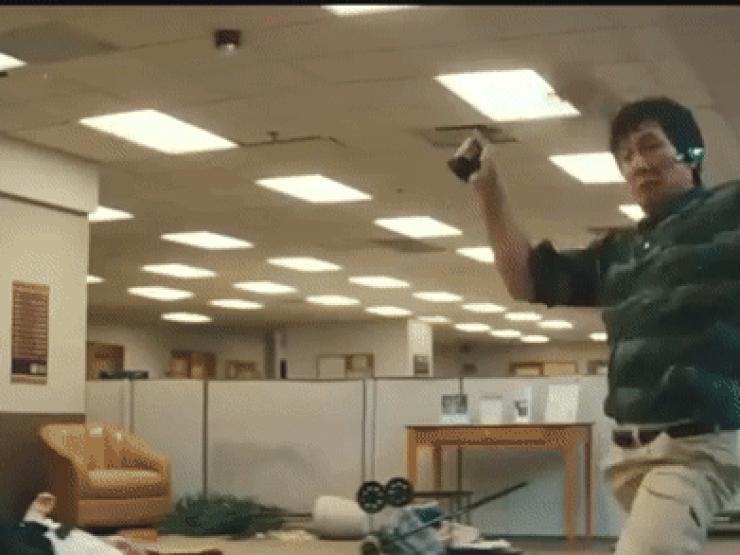 Giải trí - Sao nhí gốc Việt có vẻ ngoài giống Thành Long tái xuất sau hơn 30 năm "lăn lộn" ở Hollywood