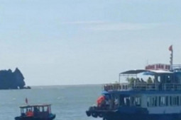 Tin tức trong ngày - Chìm tàu vịnh Lan Hạ: Khách đều mặc áo phao, người tử vong kẹt ở khoang tàu