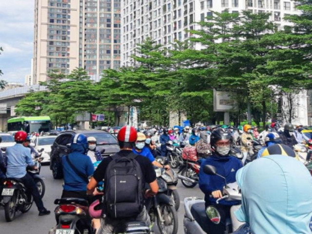 Tin tức trong ngày - Hà Nội khẳng định bớt ùn tắc sau 3 ngày tổ chức lại "điểm nóng" giao thông