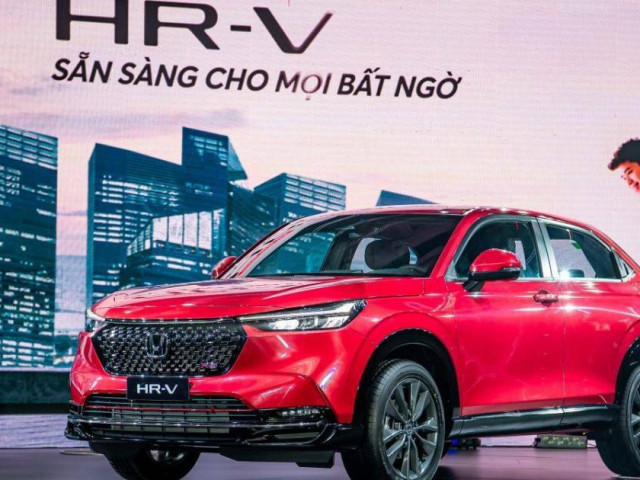 Tin tức ô tô - Ô tô gầm cao nhập khẩu liên tiếp ra mắt khách hàng Việt