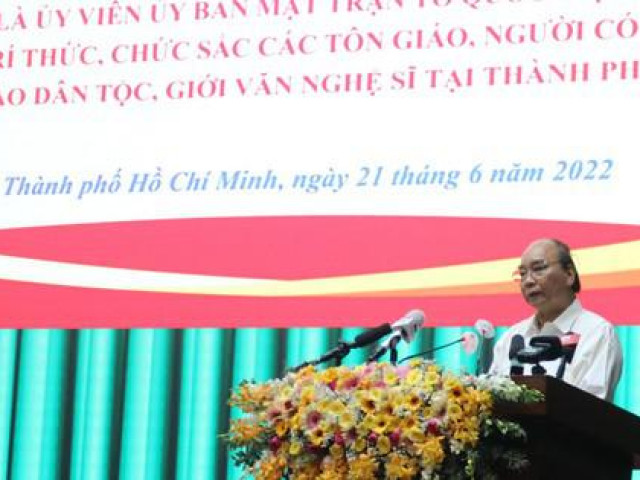 Tin tức trong ngày - Ngăn chặn sự khủng hoảng của hệ thống y tế TP HCM