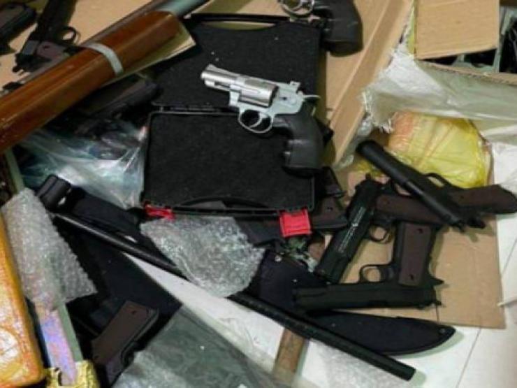 Pháp luật - Bí ẩn bên trong kho chứa súng ngắn, hàng nghìn vũ khí nóng ven TP.HCM