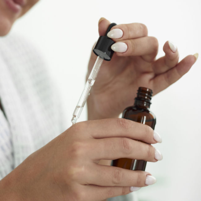 3 món chăm sóc da mà phụ nữ tuổi 40 nào cũng cần có - 3