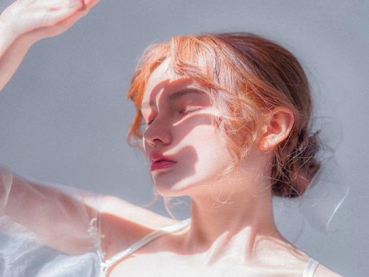 Làm đẹp - Phụ nữ tuổi trung niên cần uống duy nhất thứ này để cứu vãn tuổi xuân