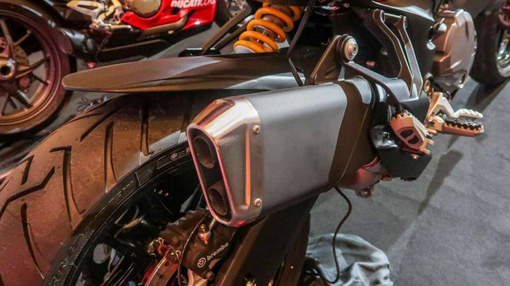 Tại Malaysia, Ducati Multistrada V2S có giá bán 105.900 RM (tương đương 558 triệu đồng)
