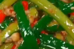 Ẩm thực - Dưa chuột ai cũng ăn, nhưng dưa chuột làm chín theo cách sau cực ngon, nhất là ăn với cơm bạn đã biết chưa