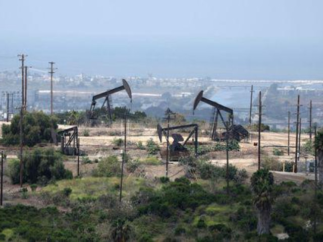 Thế giới - Mỹ đau đầu vì thuế xăng dầu