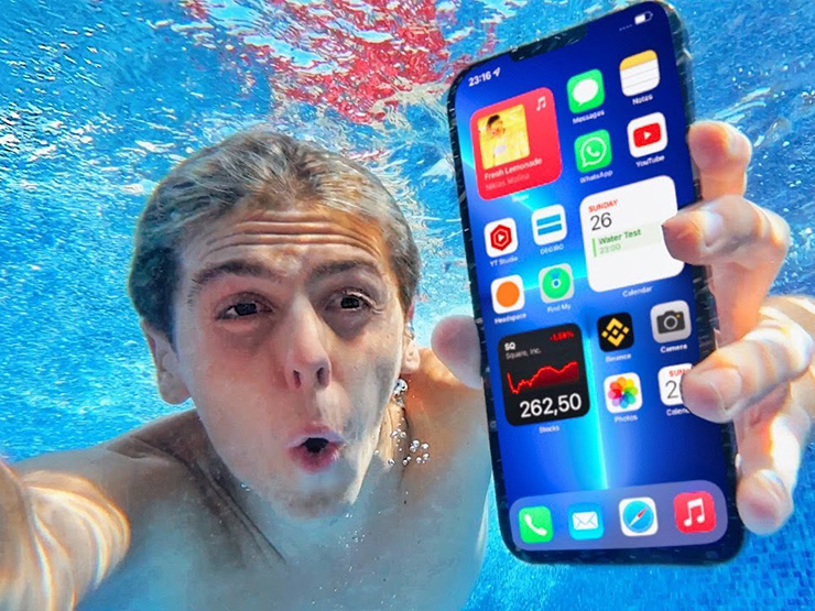 Thời trang Hi-tech - iPhone sống sót thần kỳ sau 10 tháng ngâm dưới nước