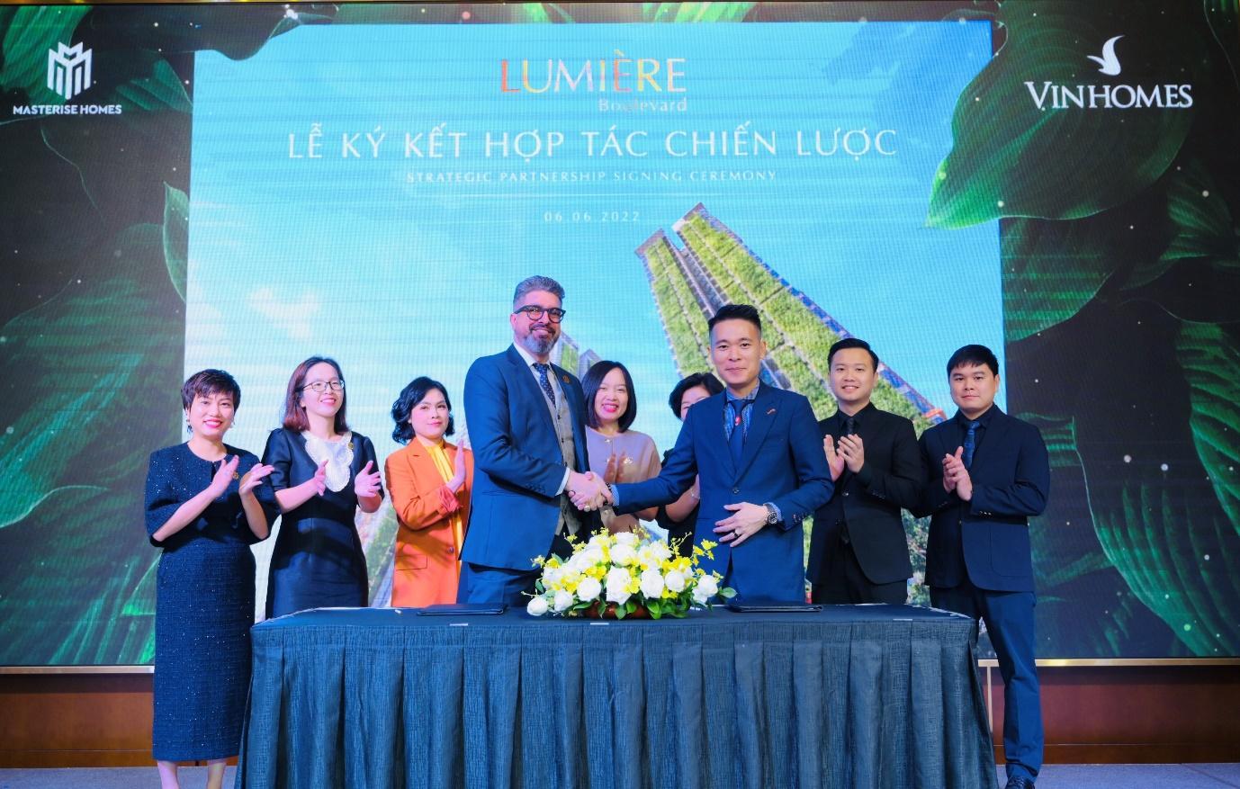 Vinhomes & Mastersise Homes ký kết hợp tác chiến lược kinh doanh LUMIÈRE Boulevard