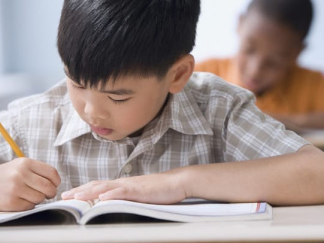 Giáo dục - du học - Bài văn thi học kỳ của cậu bé lớp 2 khiến người mẹ "hết nói nổi" nhưng nhận về vô số lời khen hết nấc từ cư dân mạng
