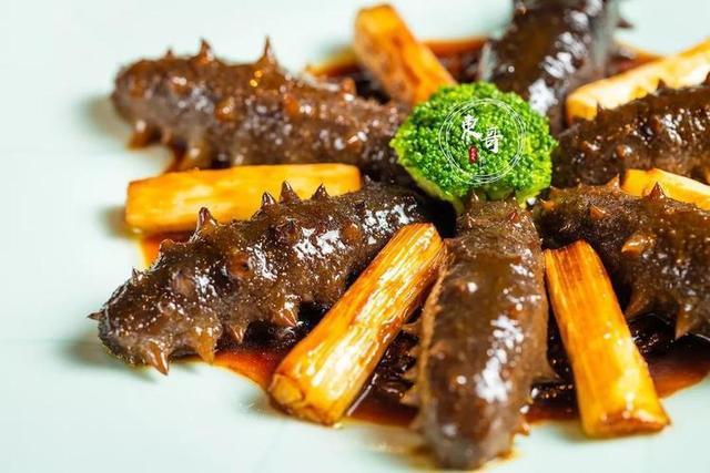 Hải sâm rất bổ dưỡng, là vị thuốc thần kỳ trong Đông y nhưng có 7 kiểu người đừng tùy tiện ăn - 3