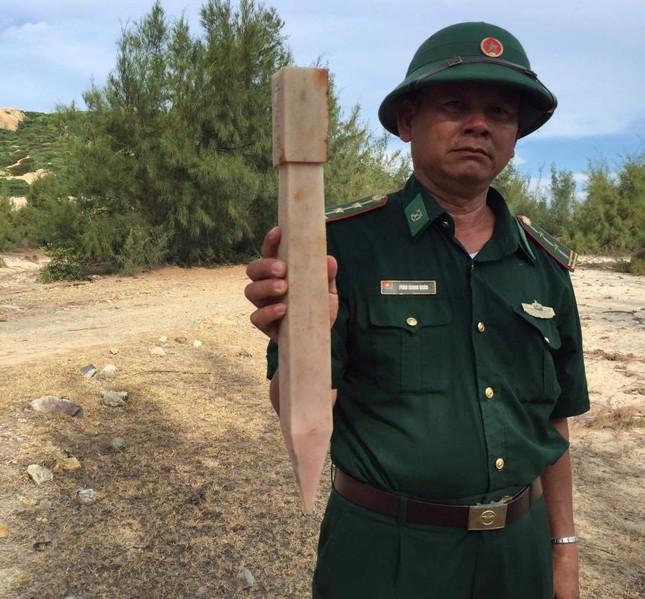 Khánh Hoà cho biết cọc lạ ghi chữ Trung Quốc chỉ là cọc mốc bình thường