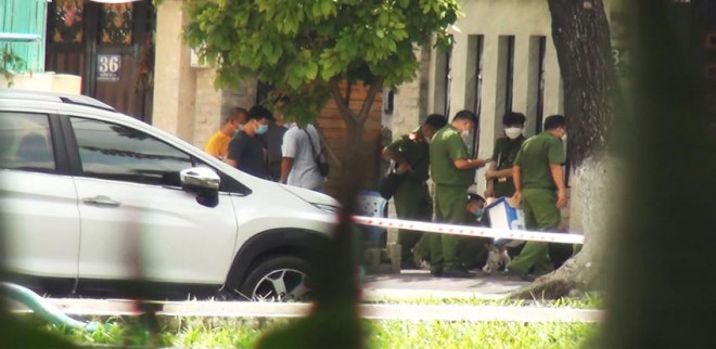 Công an khám nghiệm hiện trường, điều tra nguyên nhân vụ việc. Ảnh: HT