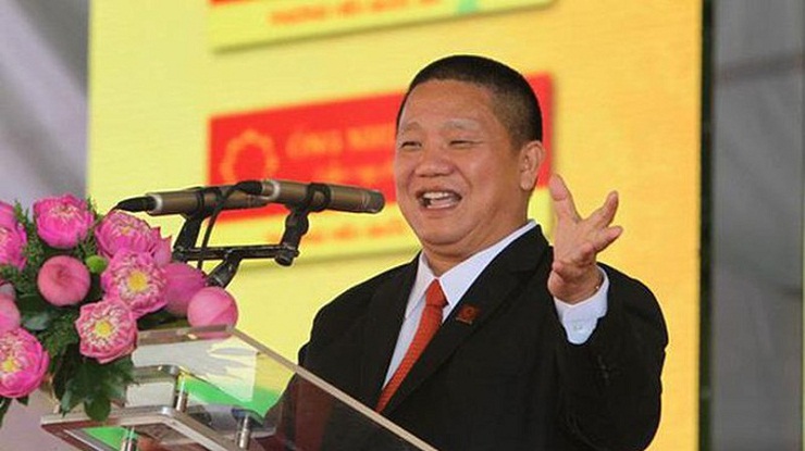 Công ty riêng của ông Lê Phước Vũ đã thoái sạch vốn khỏi Tập đoàn Hoa Sen