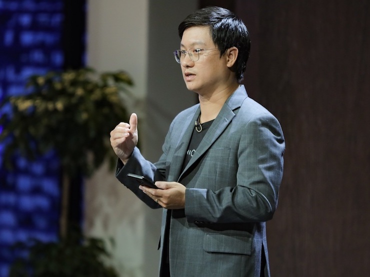 Công nghệ thông tin - Shark Tank: Hai "cá mập" tranh giành startup "Uber ngành bất động sản"
