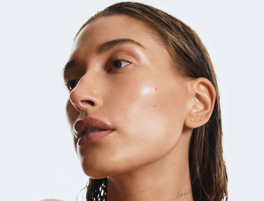 Hailey Bieber vướng kiện tụng với thương hiệu làm đẹp mới - 3