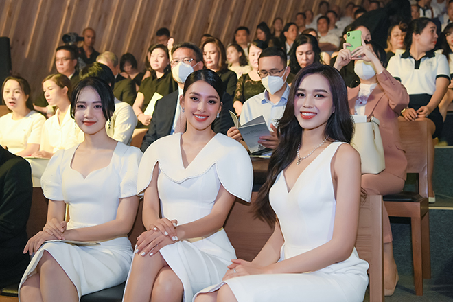 Hoa hậu Giáng My, Tiểu Vy, Đỗ Thị Hà trải nghiệm cà phê Thiền - 3
