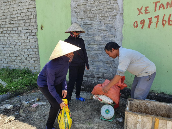 Bắt cua đồng mùa nắng nóng kiếm tiền triệu mỗi ngày - 9